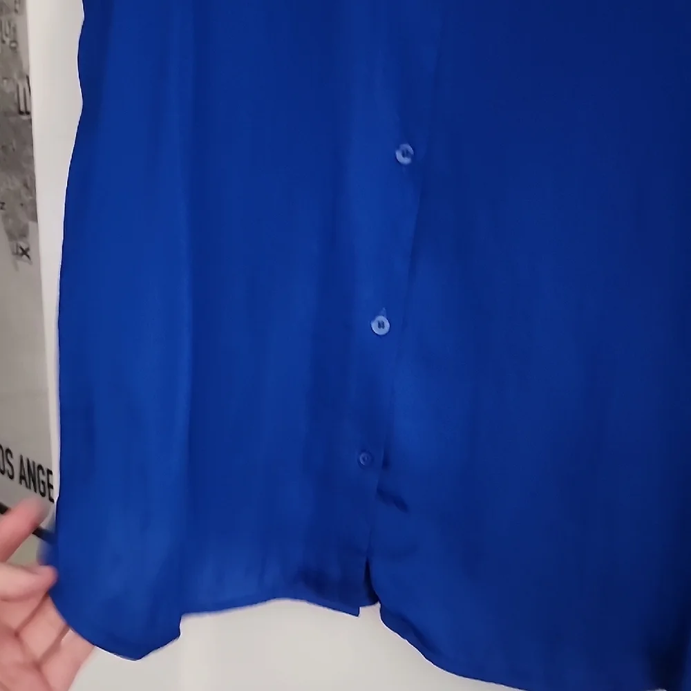Nine West Royal Blue Button-Down Short Sleeved Shirt - Picture 6 of 9